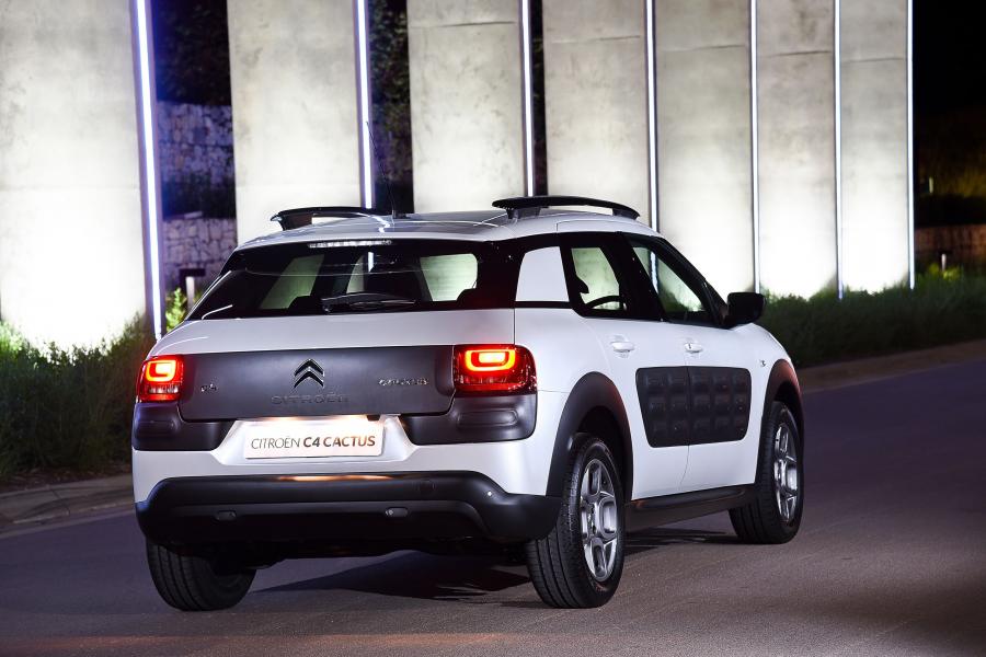  Citroen C4 Cactus 2015 года  (ZA) (фото 4 из 19)